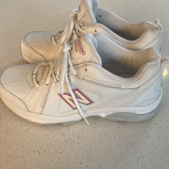 🍍 New Balance 608v3 Women's Running Walking Athletic Shoes Size 10D🍍 - Picture 2 of 5